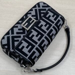 FendI Baguette Bag-27*15*11CM