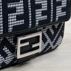 FendI Baguette Bag-27*15*11CM