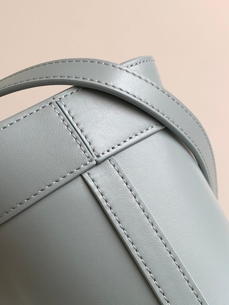 Celina Cuir Bucket-30×22×13CM