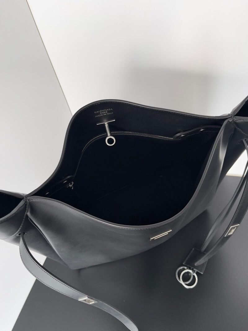 rwrf4323435_3_.jpg Balenciag Bel Air Shoulder Bag-43.9*39.8*15CM