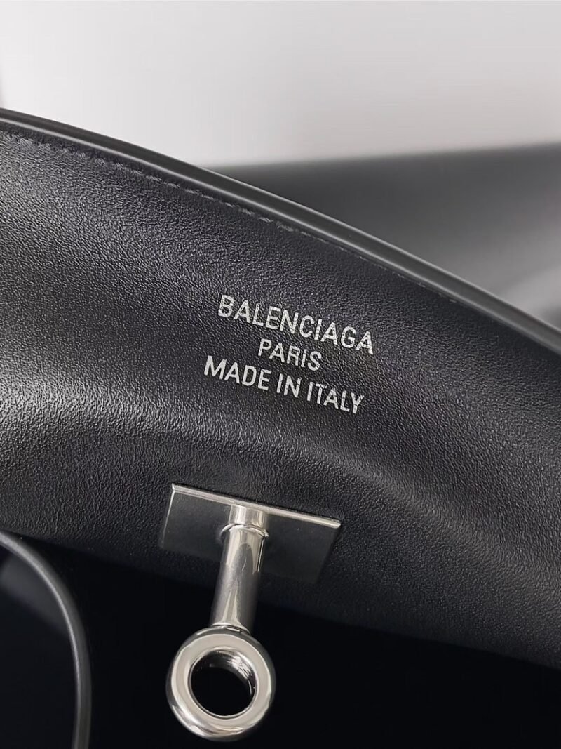 rwrf4323435_5_.jpg Balenciag Bel Air Shoulder Bag-43.9*39.8*15CM