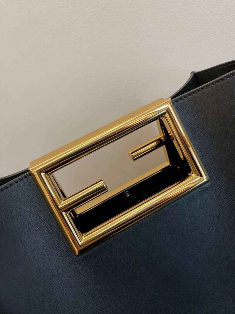 Fendi Way Handbags-23×7×18CM