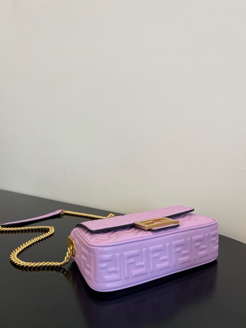 FendI Baguette Bag-24x14x7CM