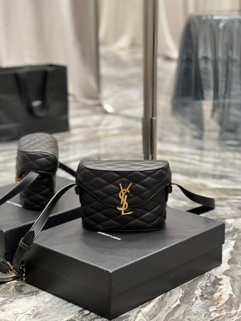 YSL June Handbags-19*15*8CM
