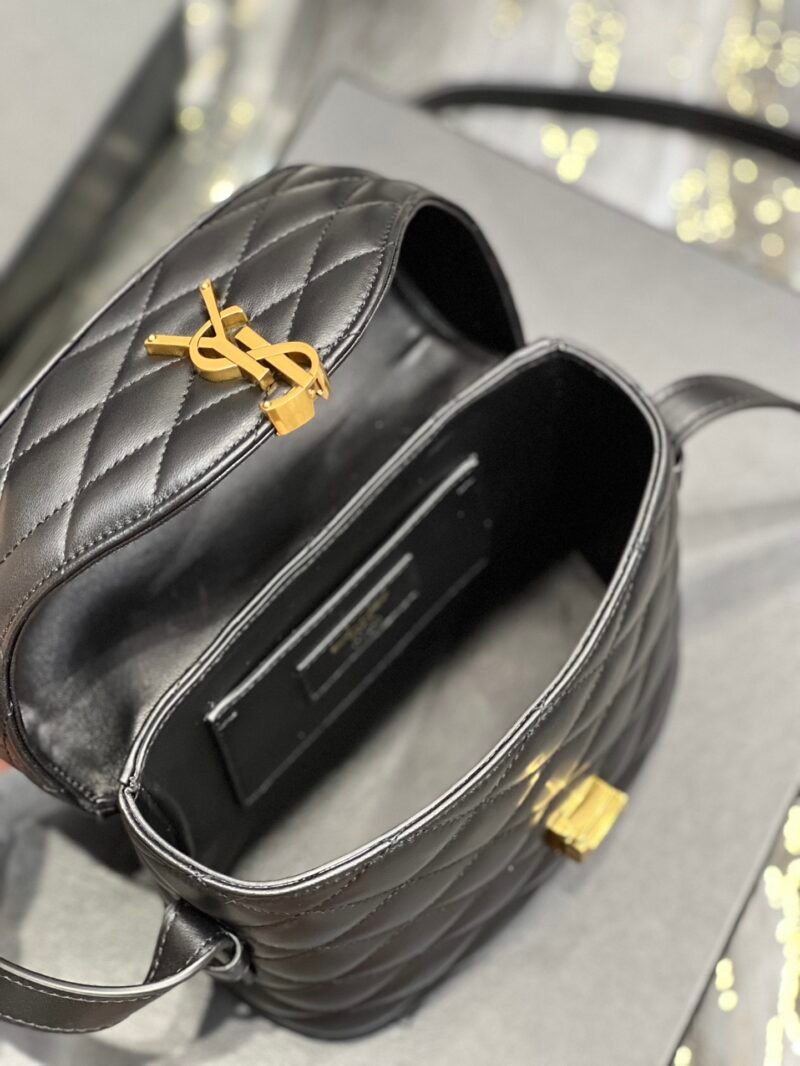 YSL June Handbags-19*15*8CM