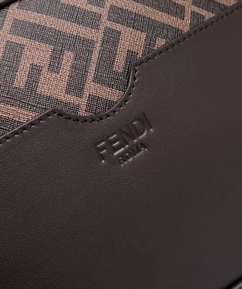 FendI Camera Bag-23.5x5x16CM