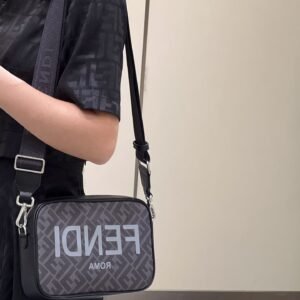 FendI Camera Bag-23.5x5x16CM