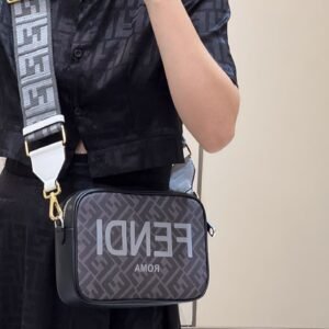 FendI Camera Bag-23.5x5x16CM