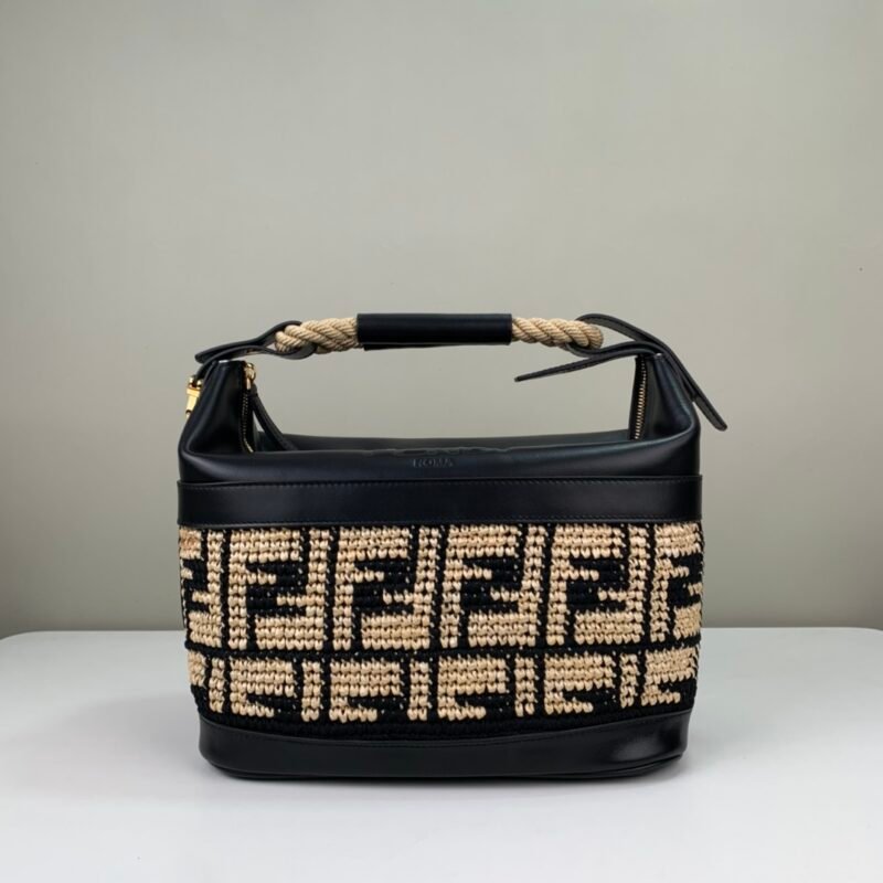 FendI Raffia Bag-35 x22 x18CM