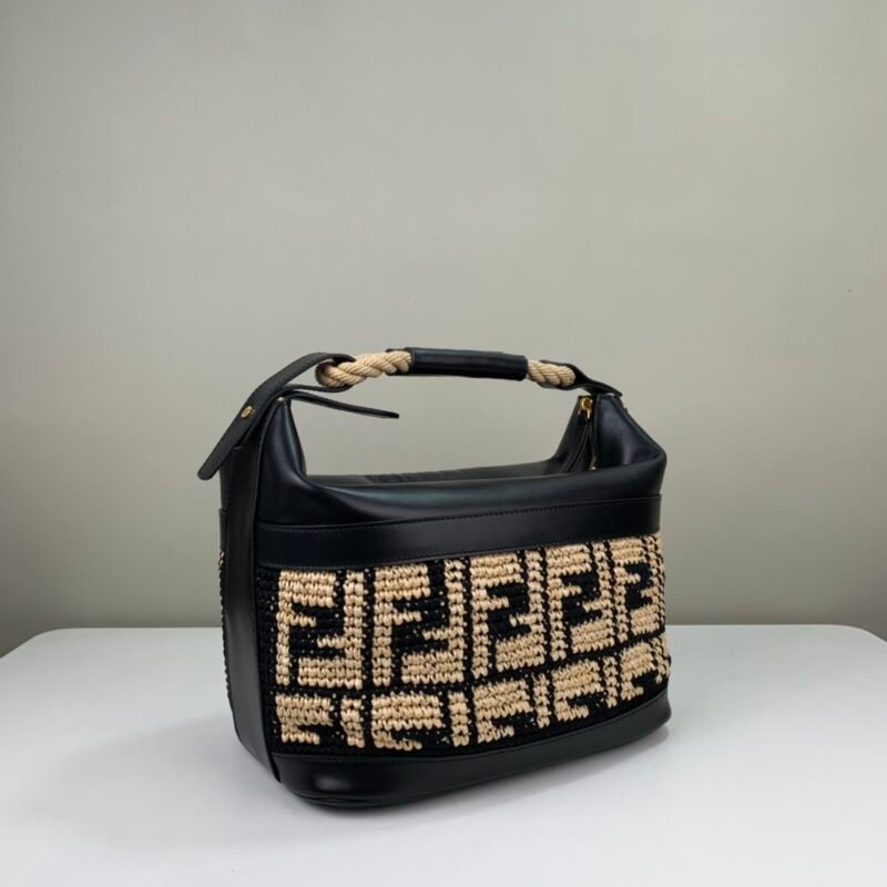 FendI Raffia Bag-35 x22 x18CM
