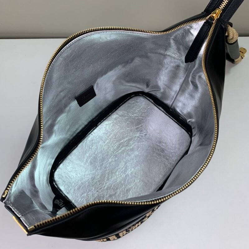 FendI Raffia Bag-35 x22 x18CM