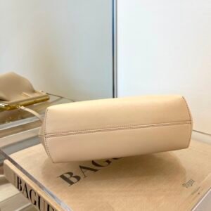 Fendi  First Bag-26*18*9.CM