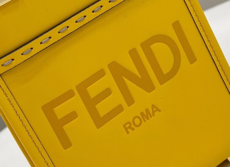 Fendi Mini Tote Bag-13*18*6.5CM