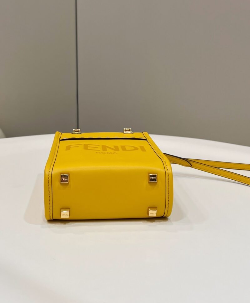 Fendi Mini Tote Bag-13*18*6.5CM