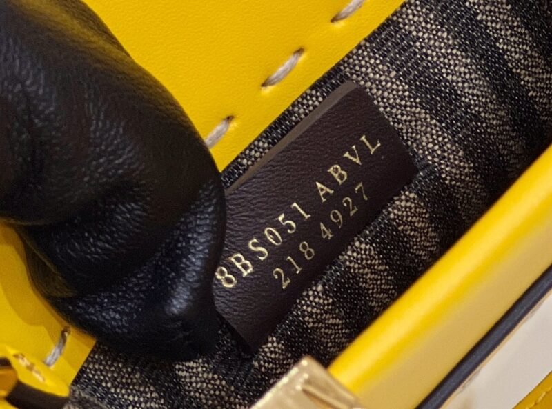 Fendi Mini Tote Bag-13*18*6.5CM