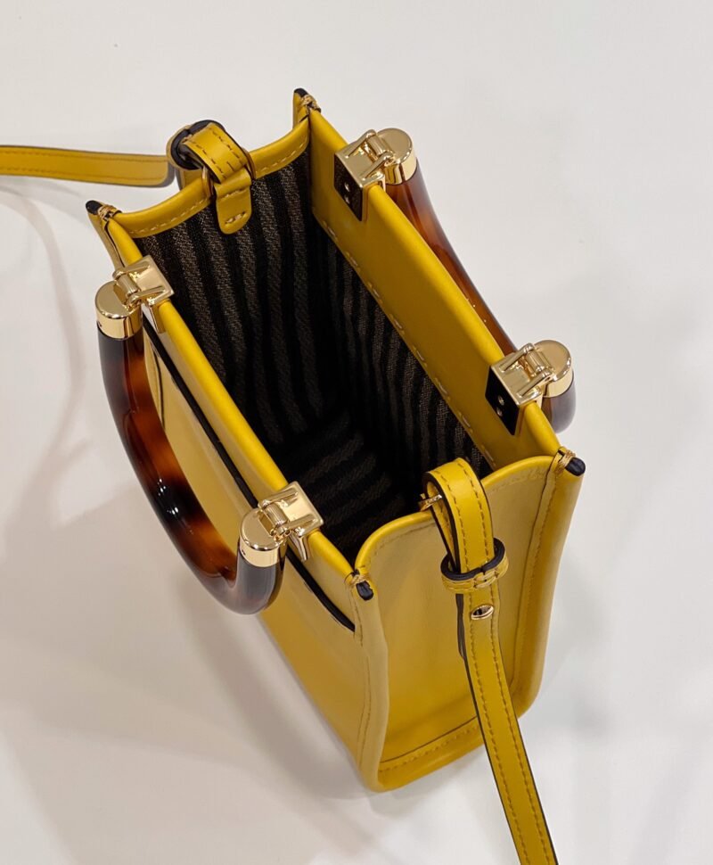 Fendi Mini Tote Bag-13*18*6.5CM