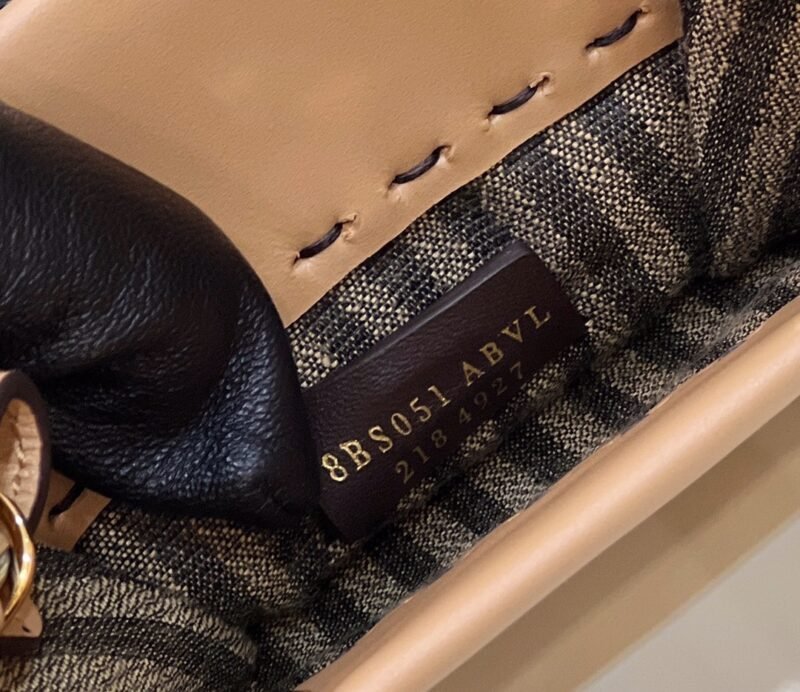 Fendi Mini Tote Bag-13*18*6.5CM