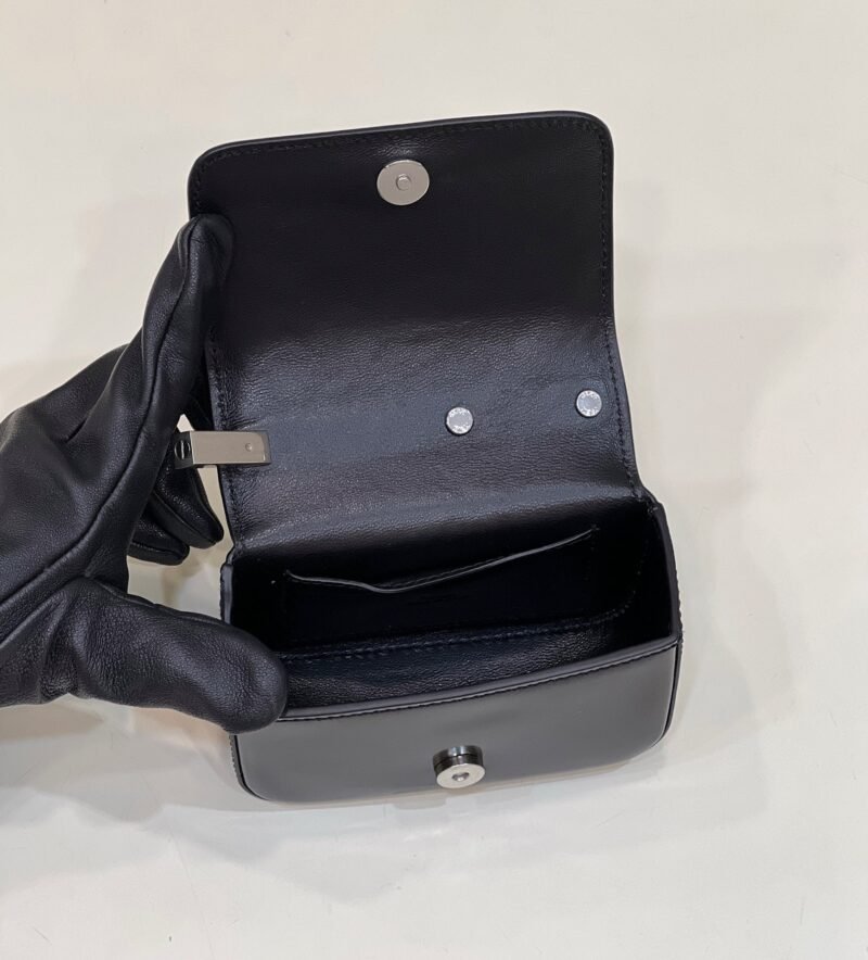 Fendi Nano F Bag-13*5.5*7CM