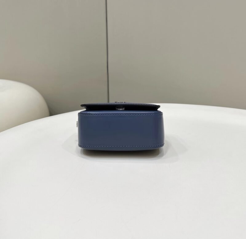 Fendi Nano F Bag-13*5.5*7CM