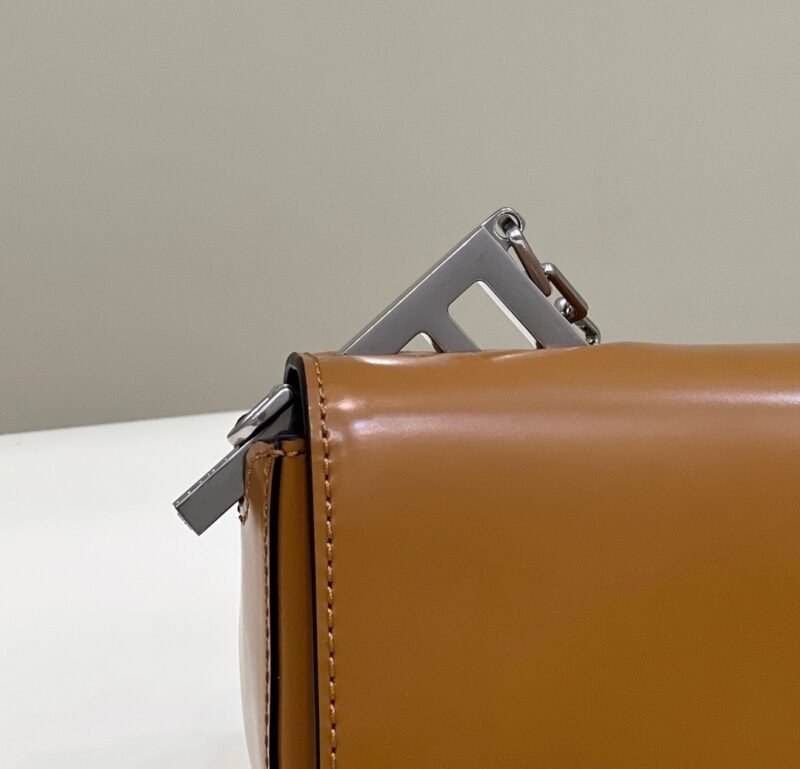 Fendi Nano F Bag-23*7*13CM