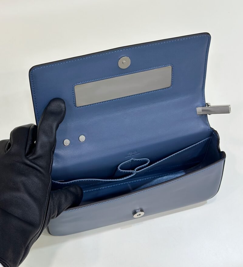 Fendi Nano F Bag-23*7*13CM