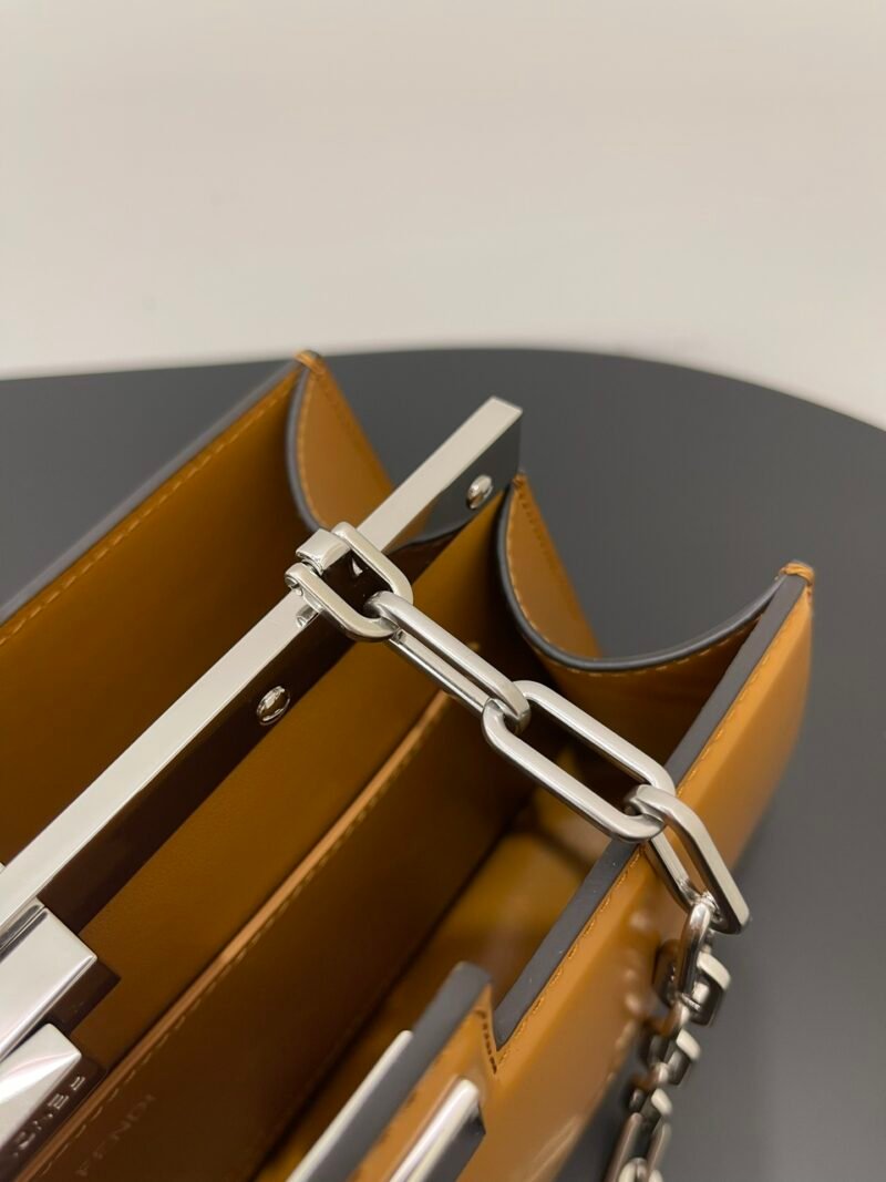 Fendi Peekaboo ISeeU-34×18.50x11CM