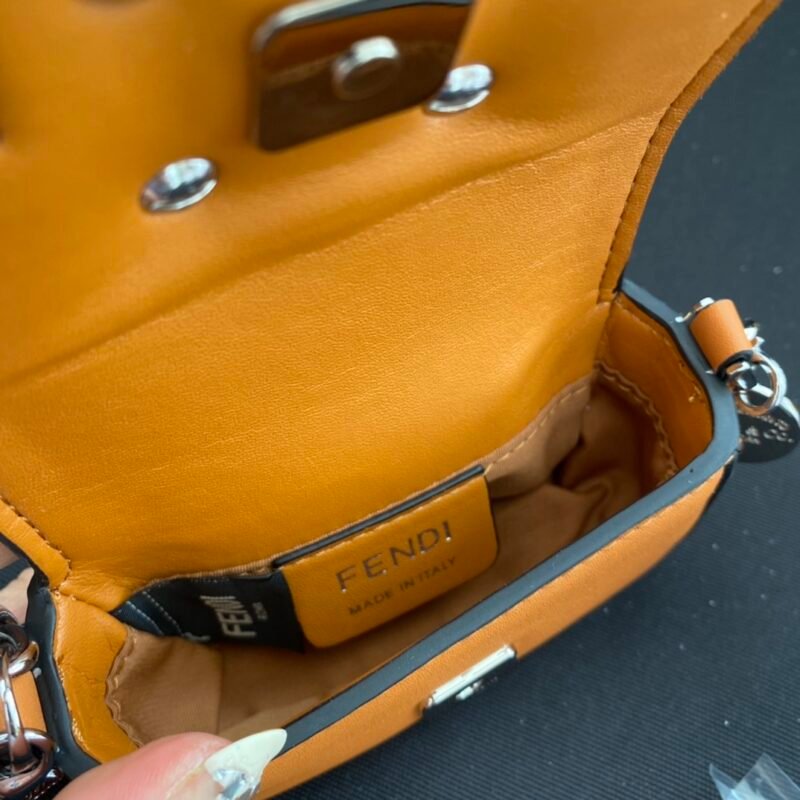 wsxc1680089495833_8.jpg FendI&Tiffany Baguette Bag-11×6.5×2.5CM