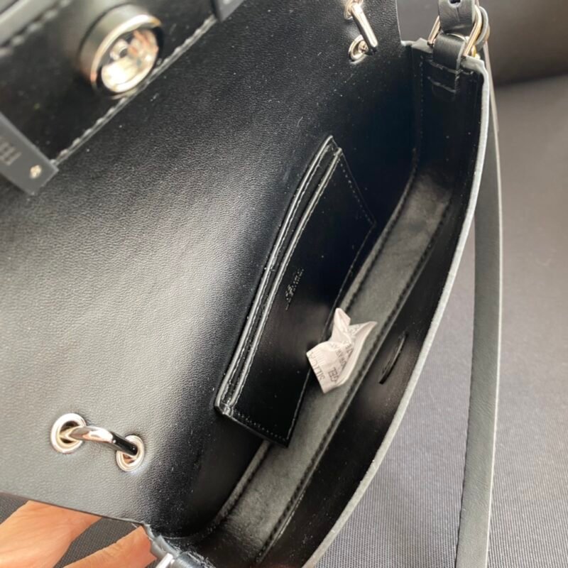 FendI Baguette Bag-19×14×4CM