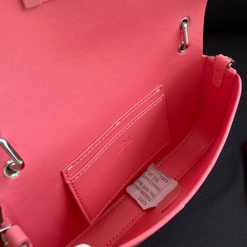 FendI Baguette Bag-19×14×4CM