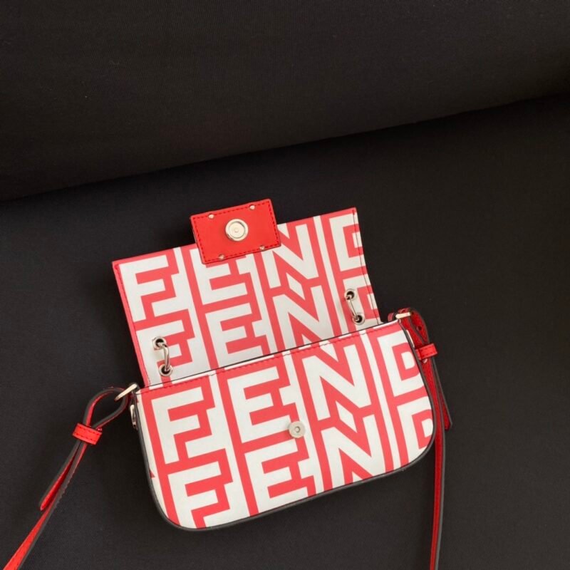 FendI Baguette Bag-19×14×4CM