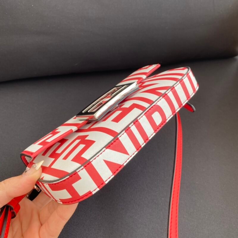 FendI Baguette Bag-19×14×4CM