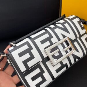 FendI Baguette Bag-19×14×4CM
