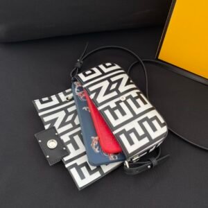FendI Baguette Bag-19×14×4CM
