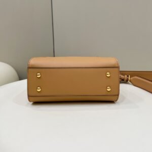 Fendi PeekabooTote-23CM