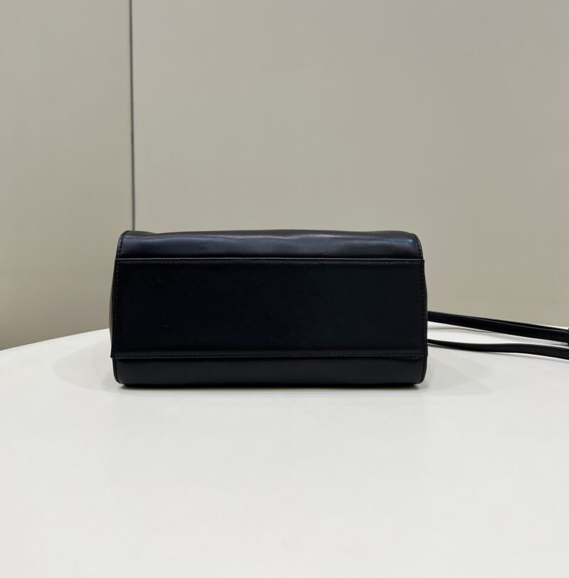 Fendi PeekabooTote-23CM