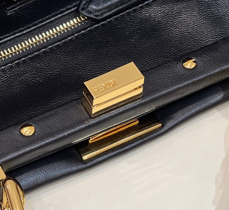 Fendi PeekabooTote-23CM