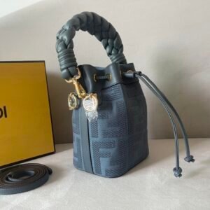 Fendi Mini Mon Tresor Bag -12x18x10CM