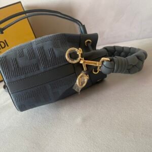 Fendi Mini Mon Tresor Bag -12x18x10CM
