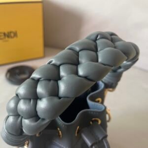 Fendi Mini Mon Tresor Bag -12x18x10CM