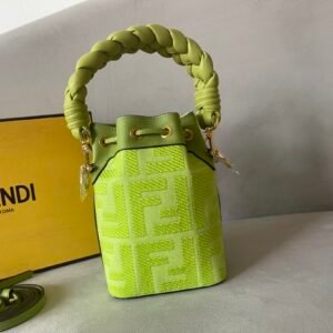 wsxc1680181078685_4.jpg Fendi Mini Mon Tresor Bag -12x18x10CM