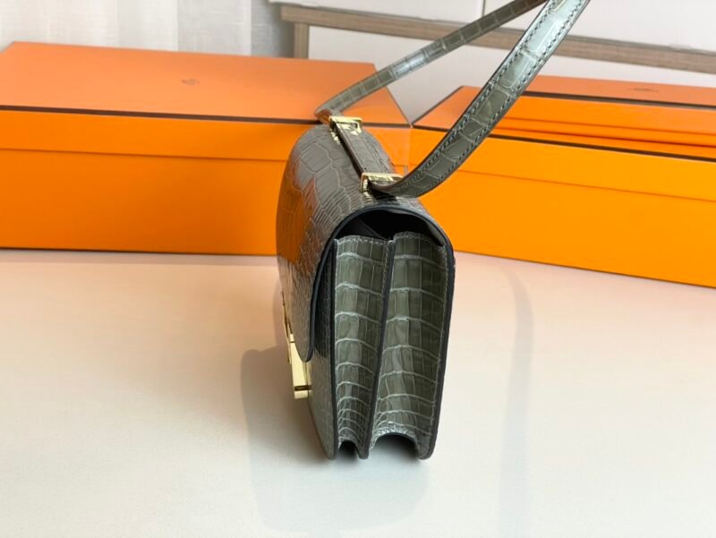 Hermes Constance-19CM