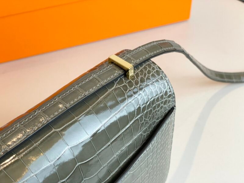 Hermes Constance-19CM