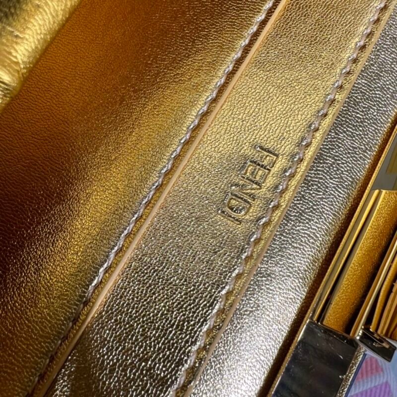 Fendi Peekaboo-27x21x9.5CM