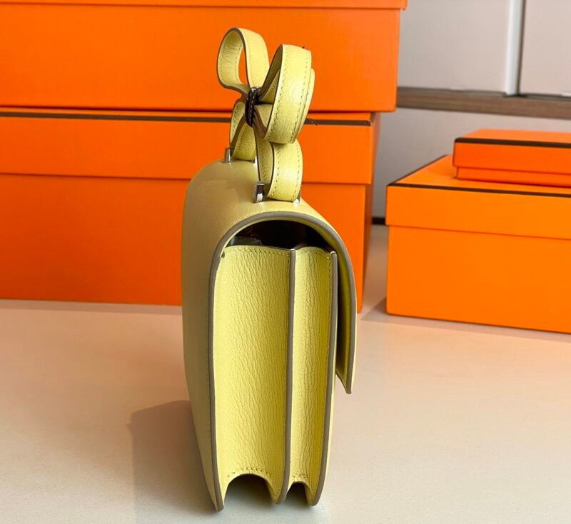 Hermes Constance-19CM