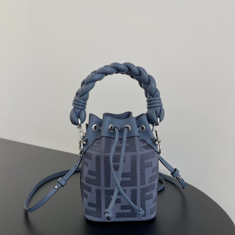 Fendi Mini Mon Tresor Bag -12x18x10CM