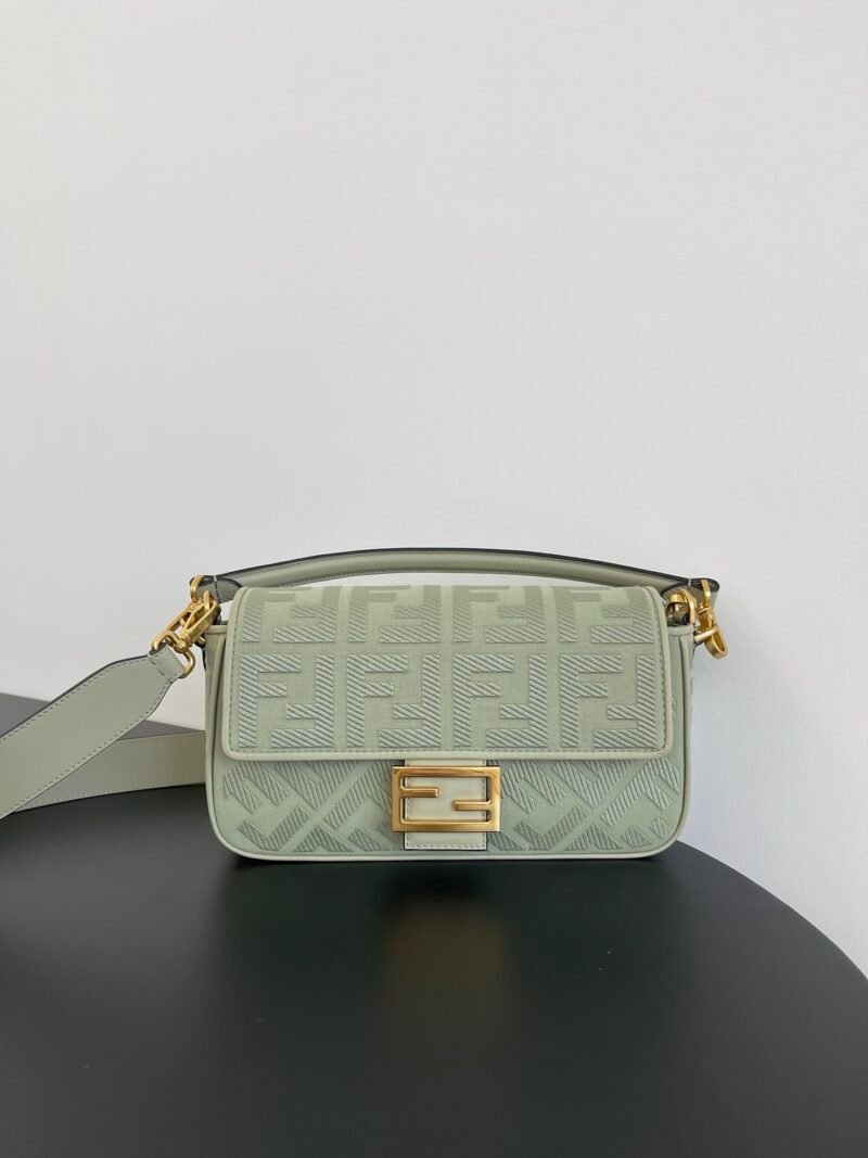 FendI Baguette Bag-26x14x4CM