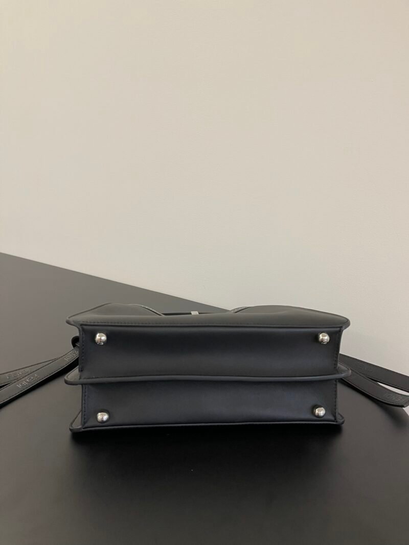 Fendi Peekaboo-27x21x9.5CM