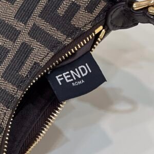 Fendi Graphy Bag-16.5x14x5CM