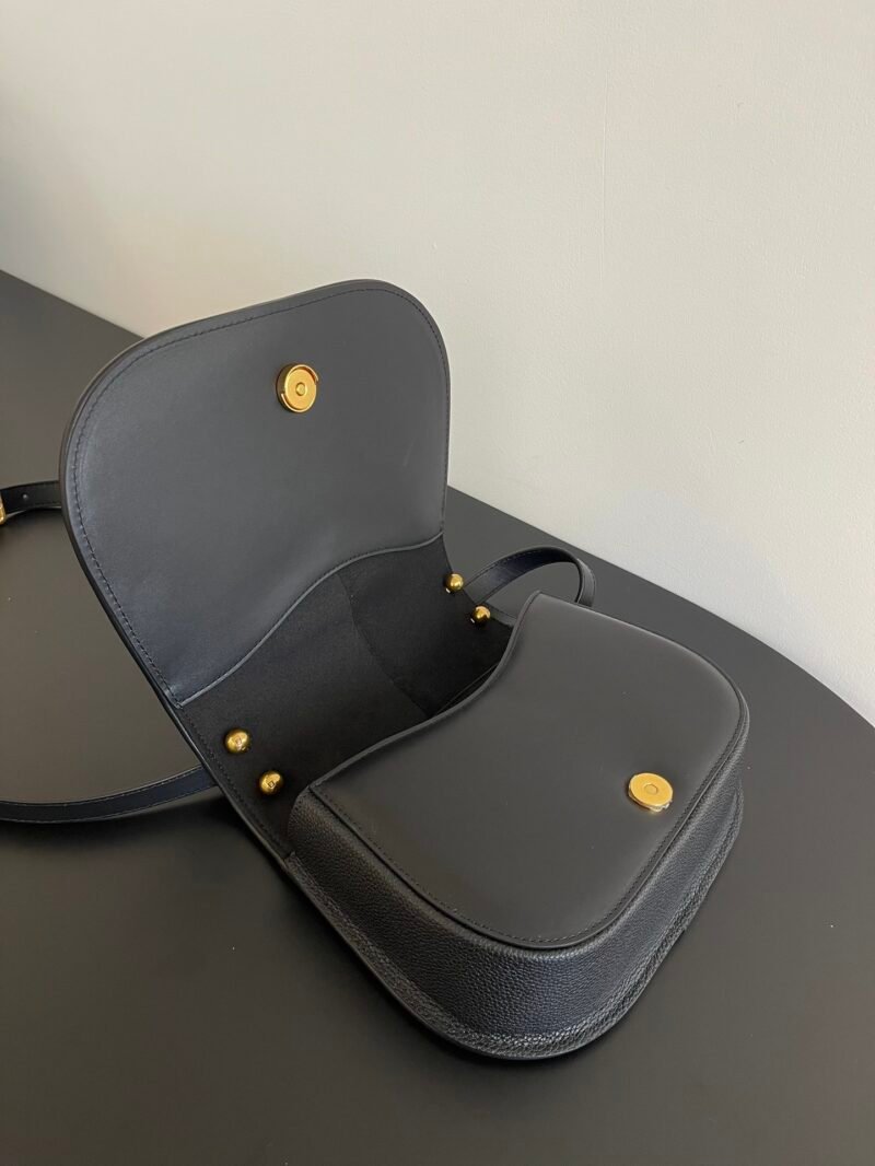 Fendi C’mon -25x7x20CM