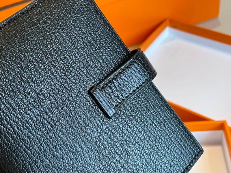 Hermes Bearn Wallet